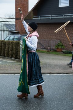 Bild 182 - Latuff Umzug